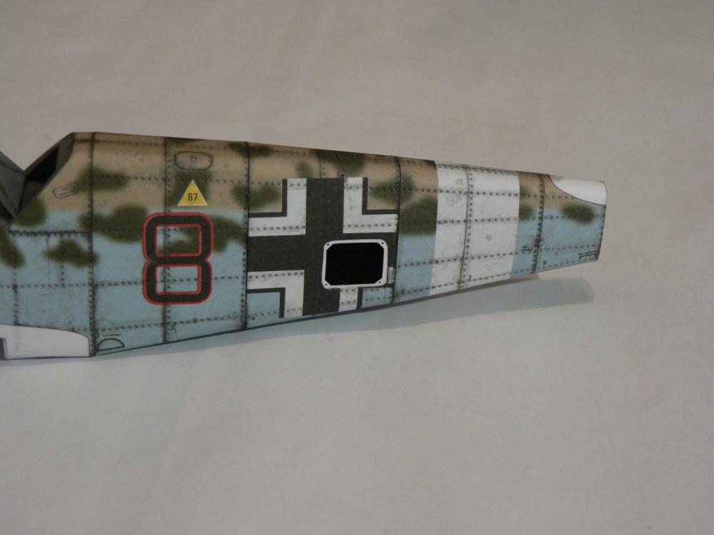 Messerschmitt Bf 109E-7 (Plná velikost v novém okně) Messerschmitt Bf 109E-7