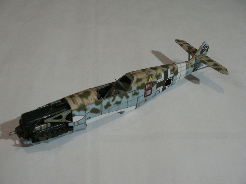 Messerschmitt Bf 109E-7 (Plná velikost v novém okně) Messerschmitt Bf 109E-7