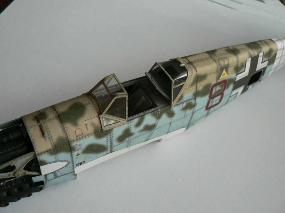 Messerschmitt Bf 109E-7 (Plná velikost v novém okně) Messerschmitt Bf 109E-7