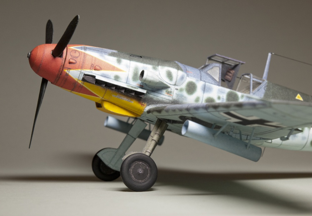 Messerschmitt Bf 109G-5 (Plná velikost v novém okně) Messerschmitt Bf 109G-5
