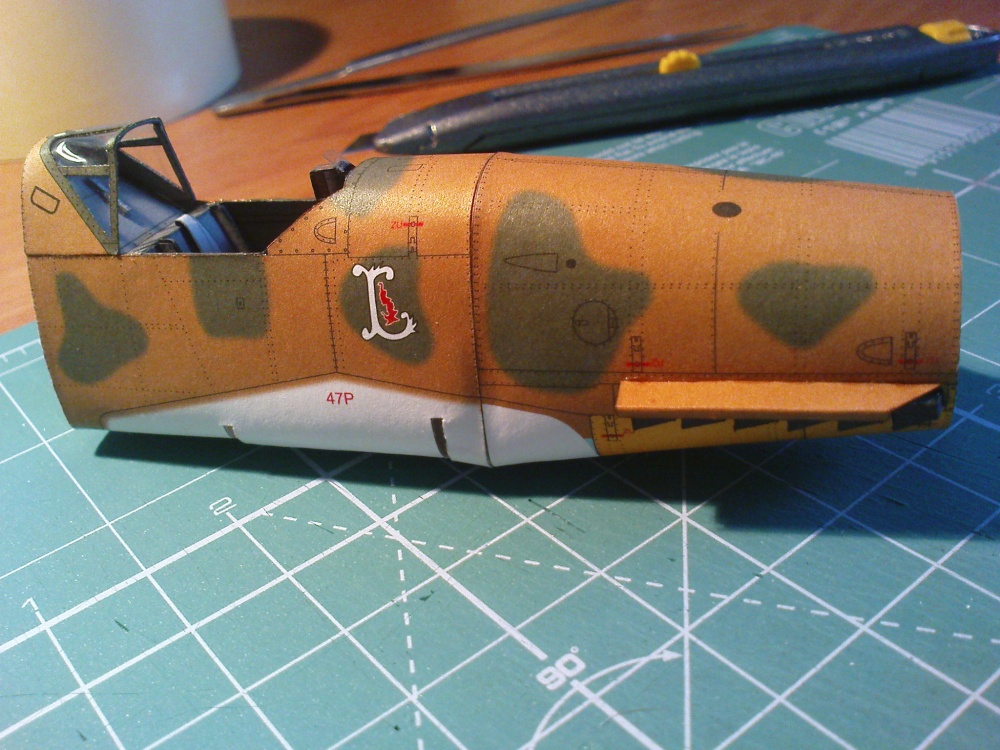 Messerschmitt Me 109g - 2/trop (Plná velikost v novém okně) Messerschmitt Me 109g - 2/trop