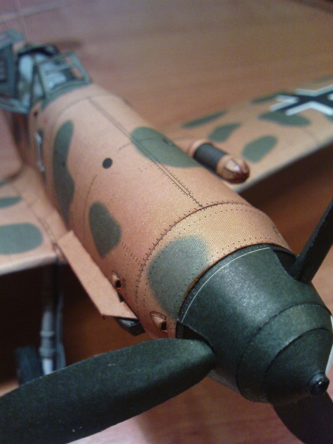 Messerschmitt Me 109g - 2/trop Messerschmitt Me 109g - 2/trop
