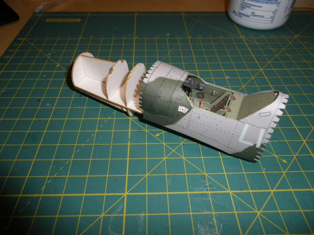 Messerschmitt Bf-109 G10 (Plná velikost v novém okně) Messerschmitt Bf-109 G10