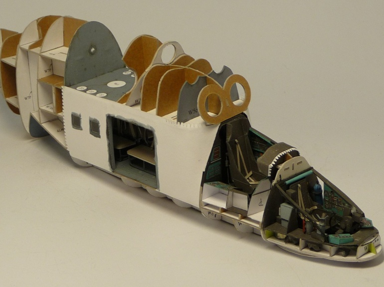 86054