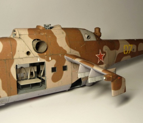 Mi-24D HIND Mi-24D HIND