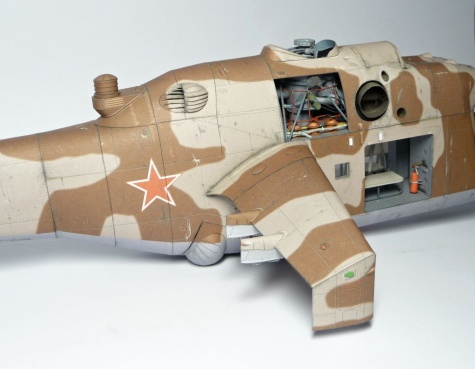 Mi-24D HIND Mi-24D HIND