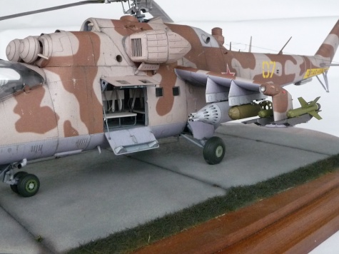 Mi-24D HIND Mi-24D HIND