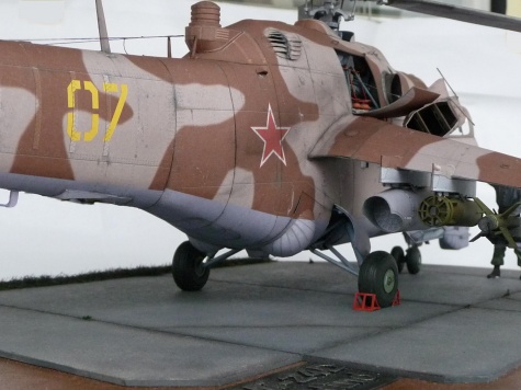 Mi-24D HIND Mi-24D HIND