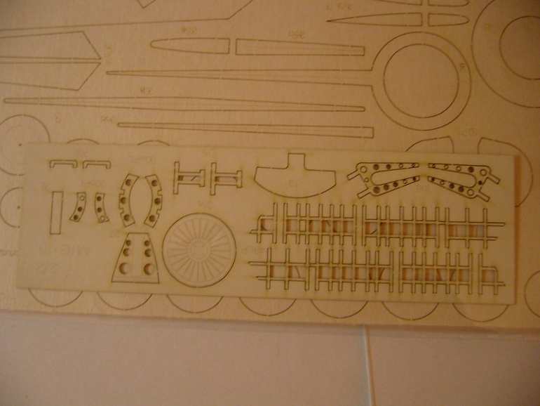MiG-15 (Plná velikost v novém okně) MiG-15
