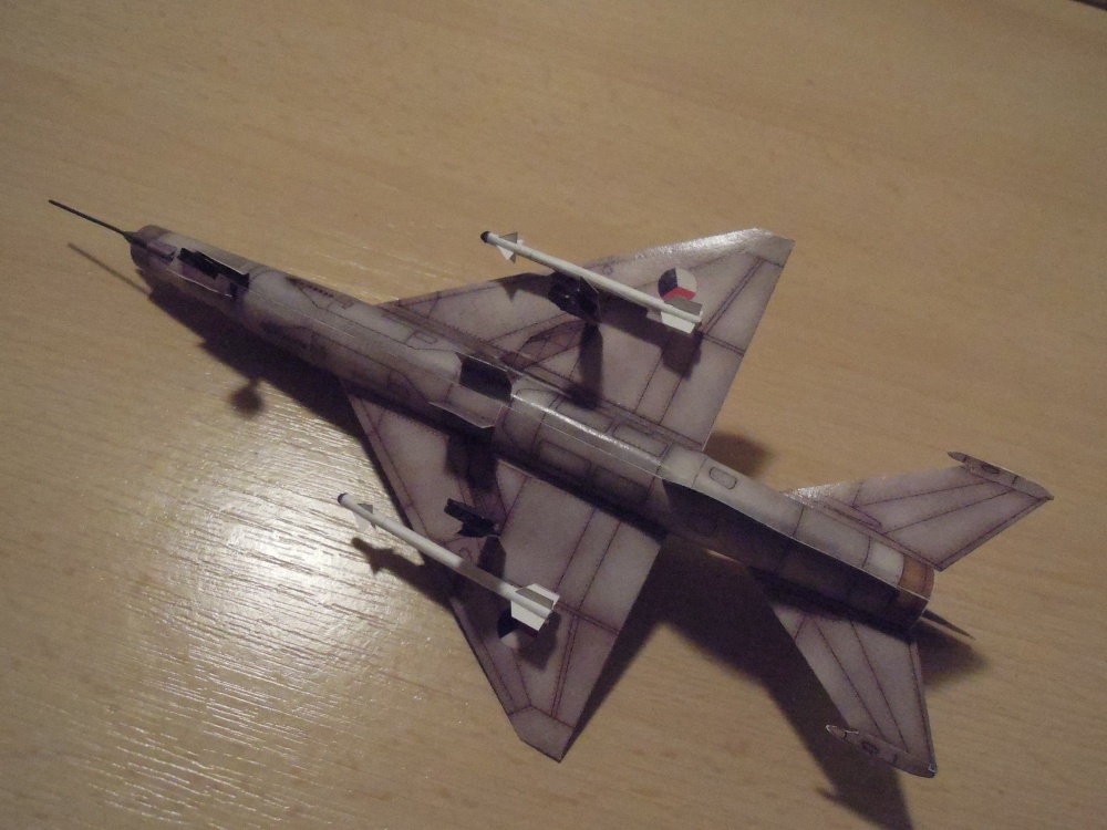 Mig-21 F-13 (Plná velikost v novém okně) Mig-21 F-13