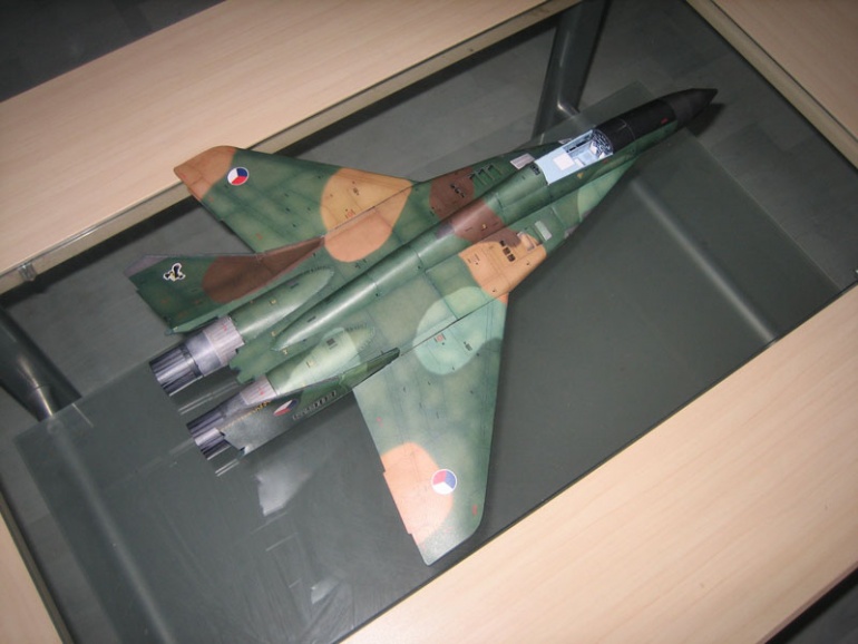 MiG-29 (Plná velikost v novém okně) MiG-29