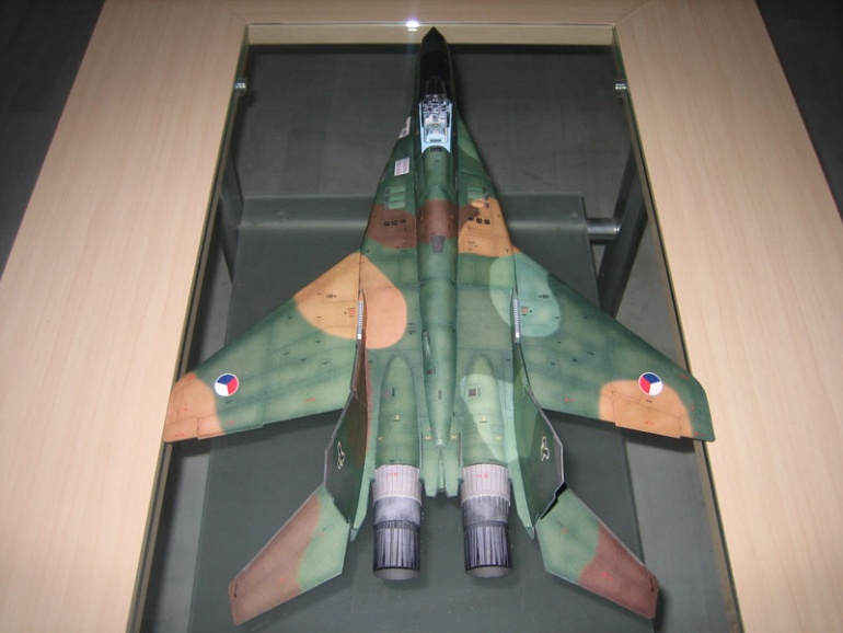 MiG-29 (Plná velikost v novém okně) MiG-29