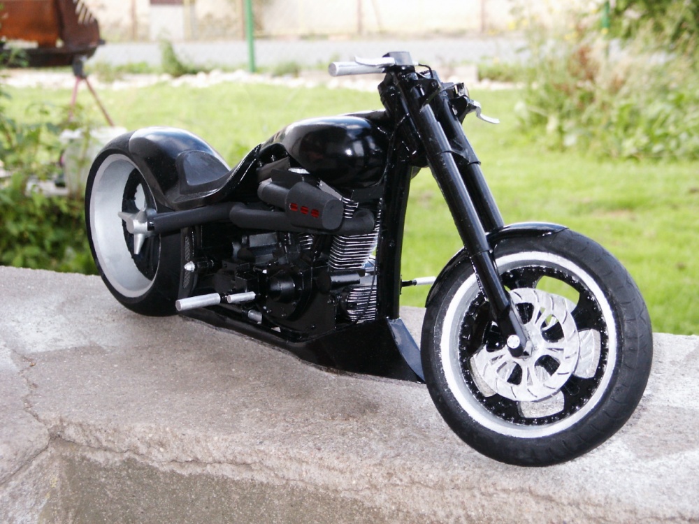 Mille Miglia Custom Bike (Plná velikost v novém okně) Mille Miglia Custom Bike
