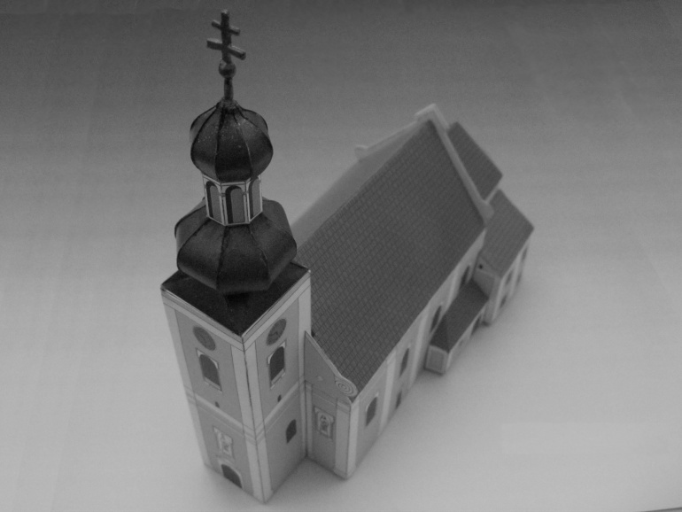 Milotický kostel všech svatých. (Plná velikost v novém okně) Milotický kostel všech svatých.
