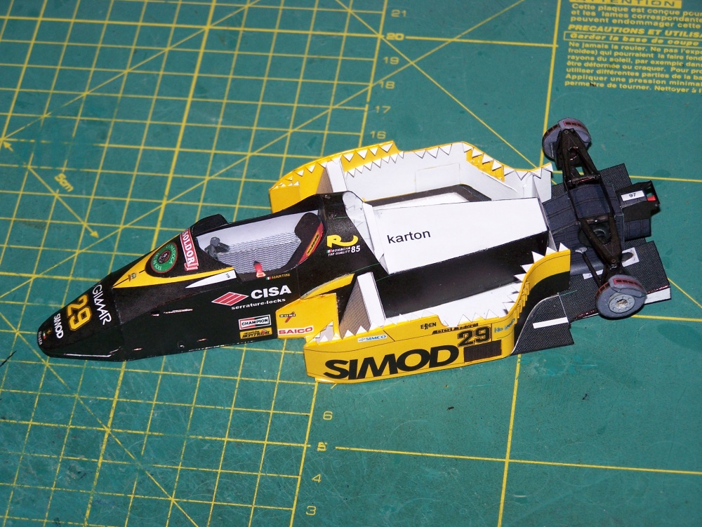 Minardi M 185 (Plná velikost v novém okně) Minardi M 185