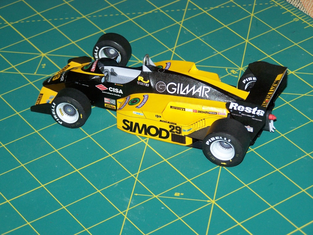 Minardi M 185 (Plná velikost v novém okně) Minardi M 185