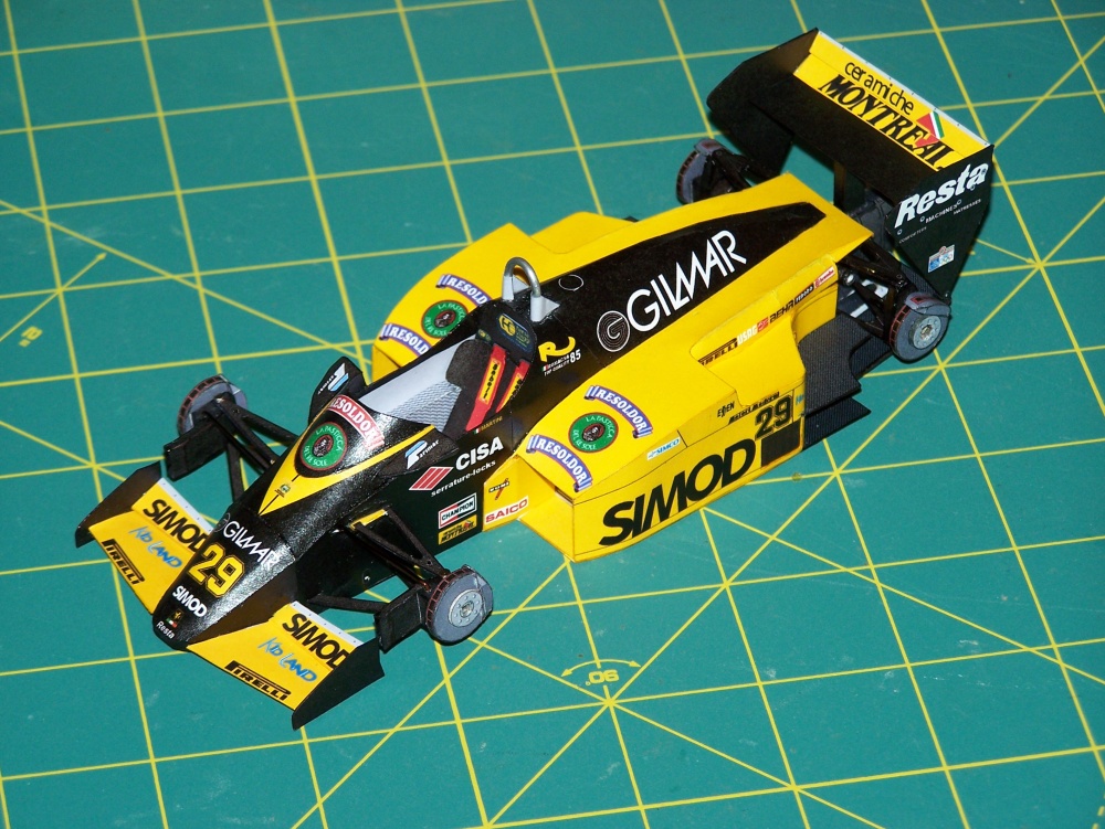 Minardi M 185 (Plná velikost v novém okně) Minardi M 185