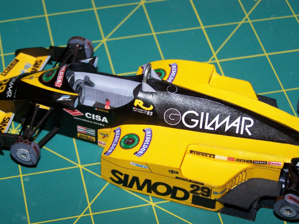 Minardi M 185 (Plná velikost v novém okně) Minardi M 185