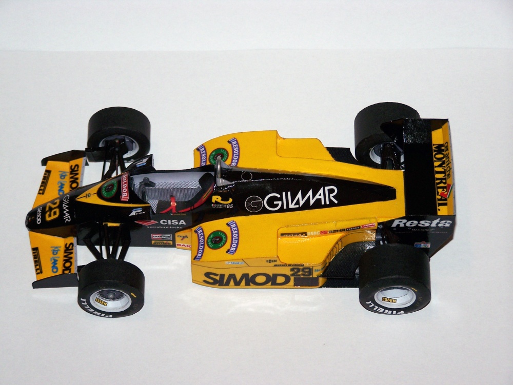 Minardi M 185 (Plná velikost v novém okně) Minardi M 185