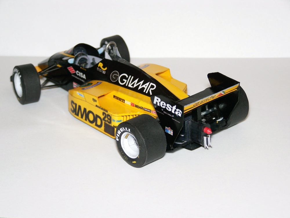 Minardi M 185 (Plná velikost v novém okně) Minardi M 185
