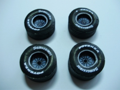 Minardi M02 Fondmetal Minardi M02 Fondmetal