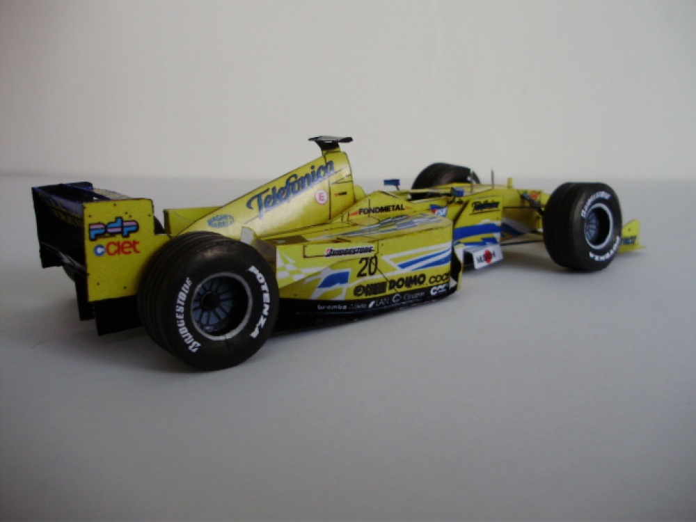 Minardi M02 Fondmetal (Plná velikost v novém okně) Minardi M02 Fondmetal