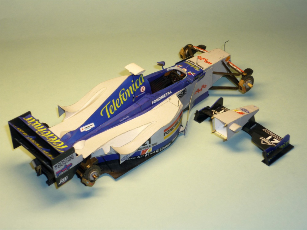 Minardi M01 (Plná velikost v novém okně) Minardi M01