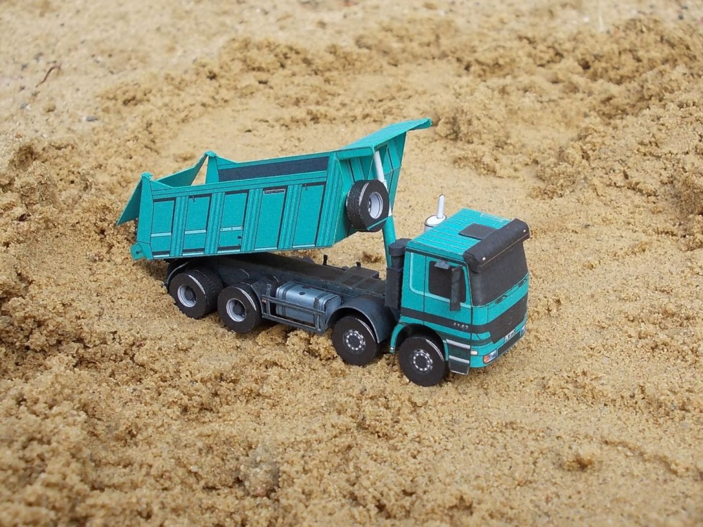 Minimodel (Plná velikost v novém okně) Minimodel