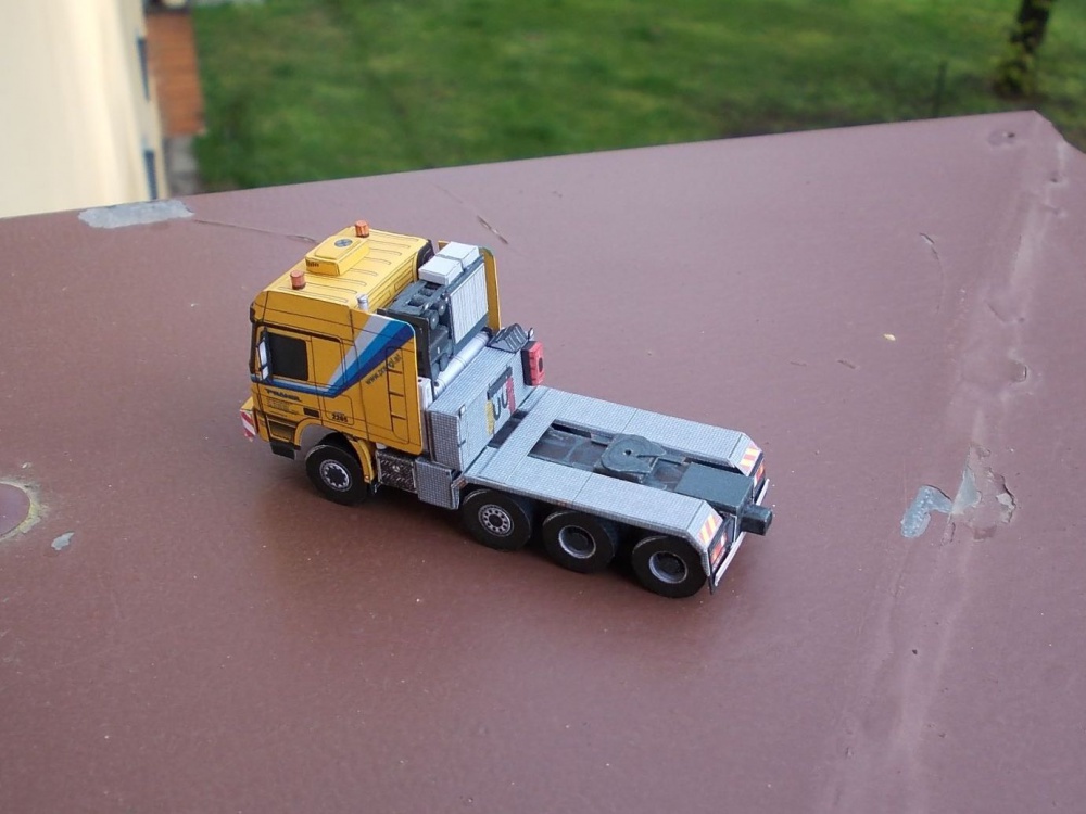 Minimodel (Plná velikost v novém okně) Minimodel
