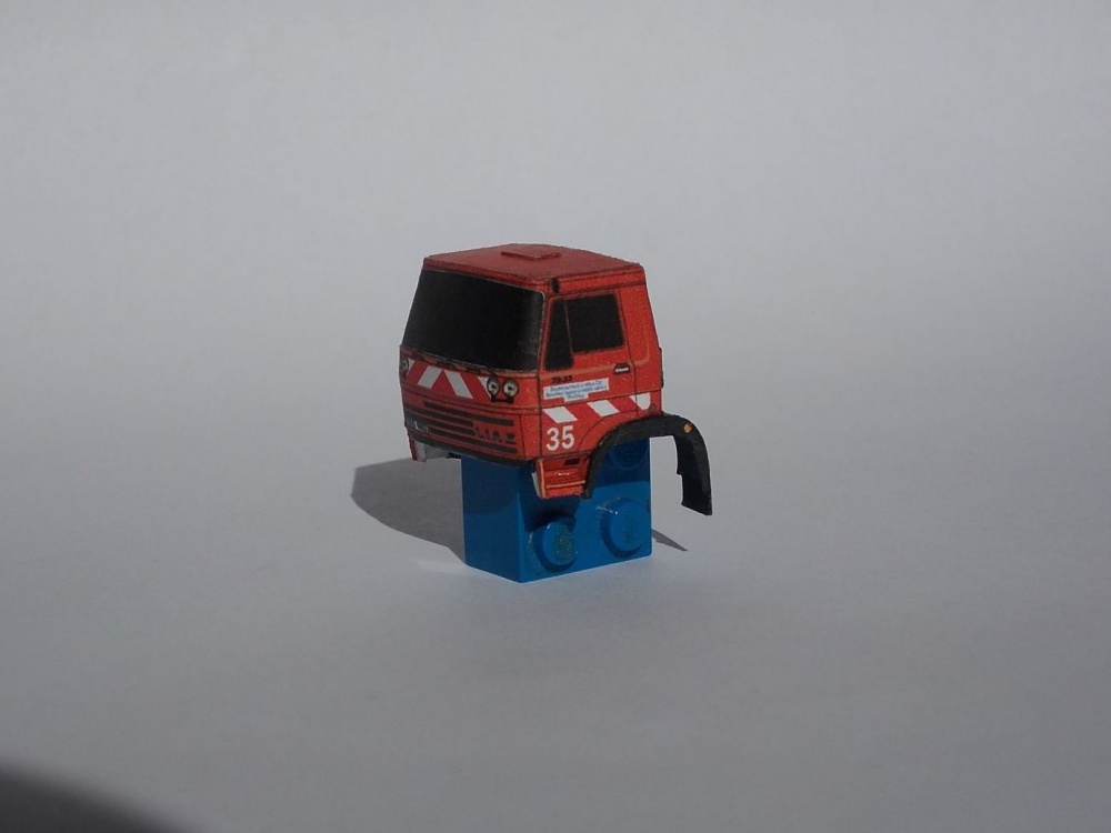 Minimodel (Plná velikost v novém okně) Minimodel