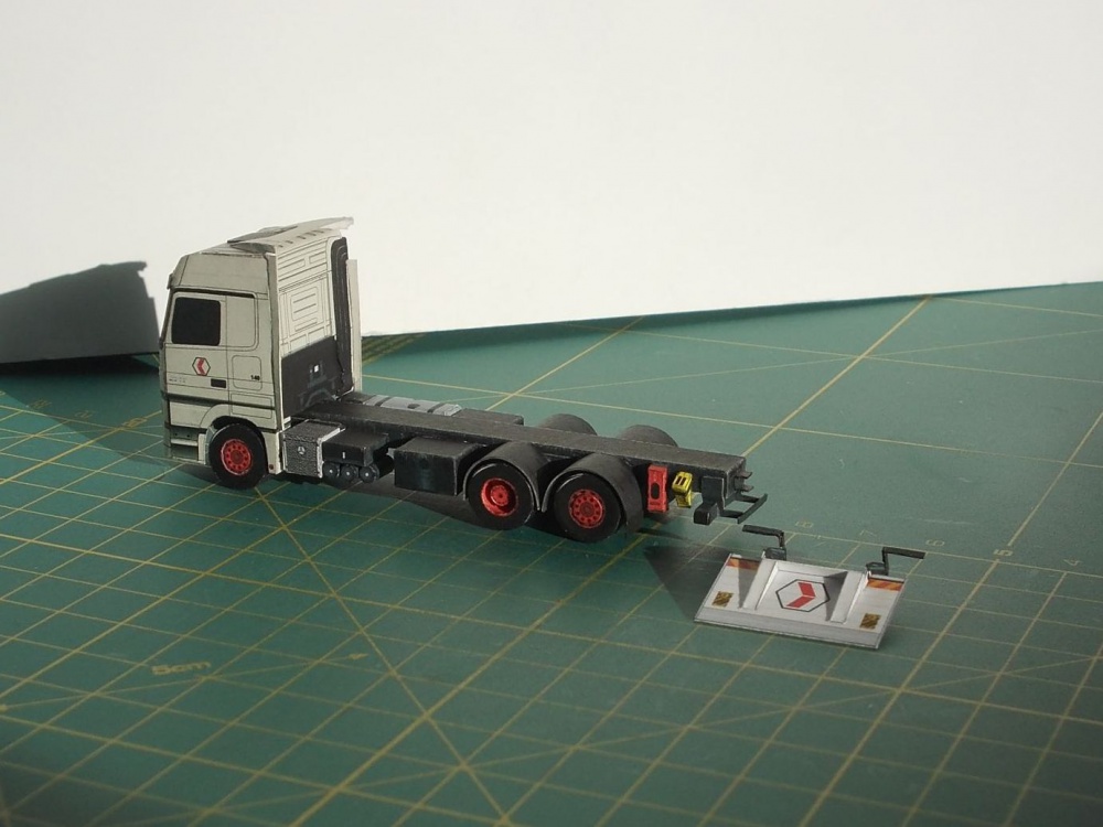 Minimodel (Plná velikost v novém okně) Minimodel