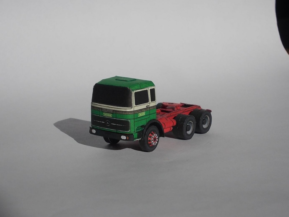 Minimodel (Plná velikost v novém okně) Minimodel