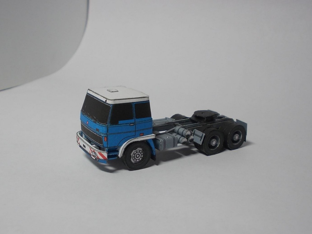 Minimodel (Plná velikost v novém okně) Minimodel