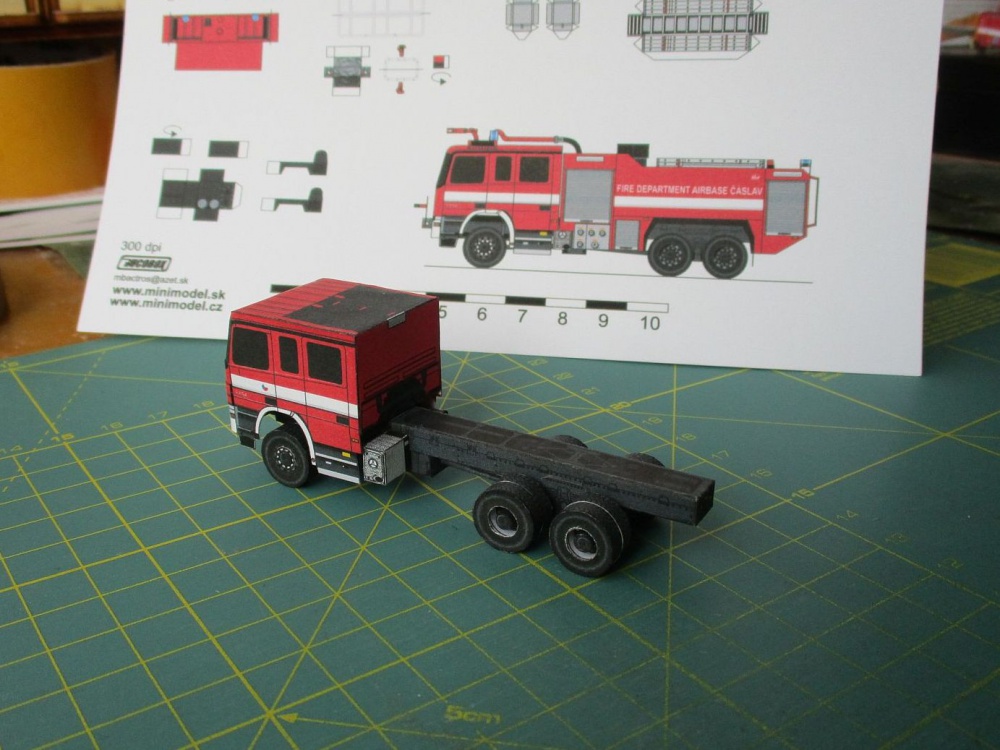 Minimodel (Plná velikost v novém okně) Minimodel