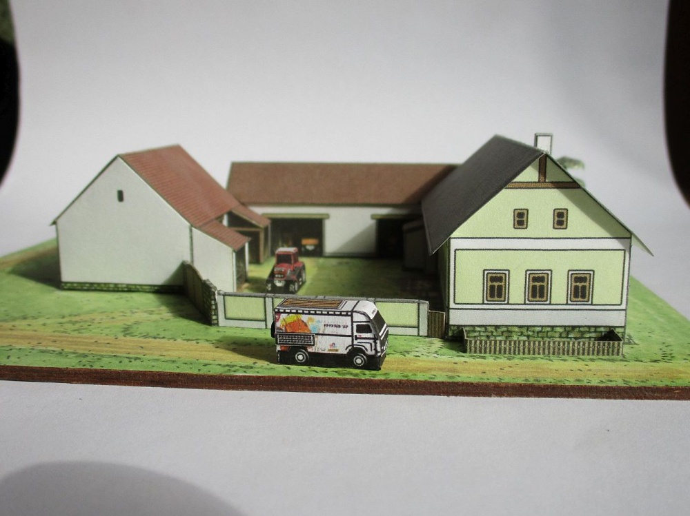 Minimodel (Plná velikost v novém okně) Minimodel