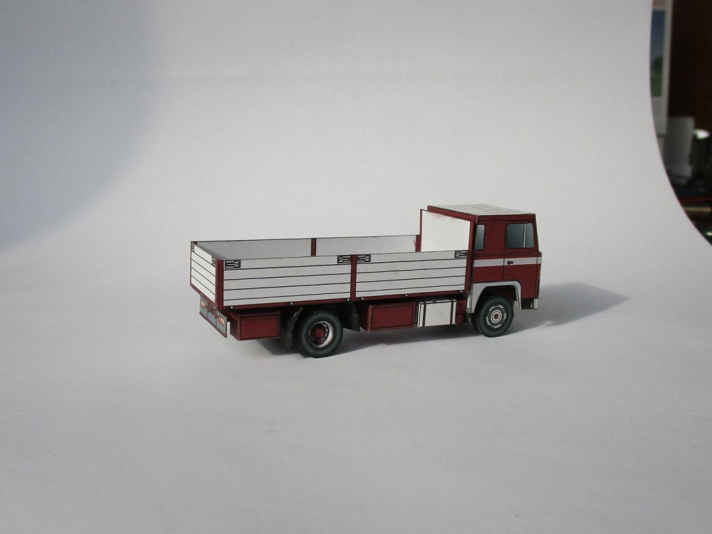 Minimodel (Plná velikost v novém okně) Minimodel