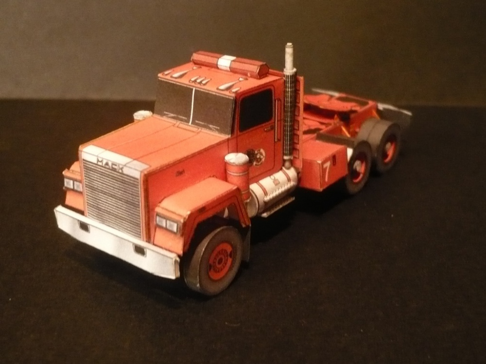 Minimodely