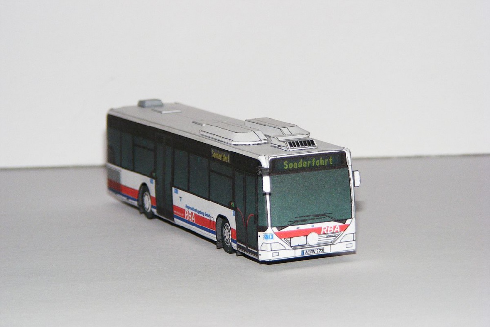 305285
