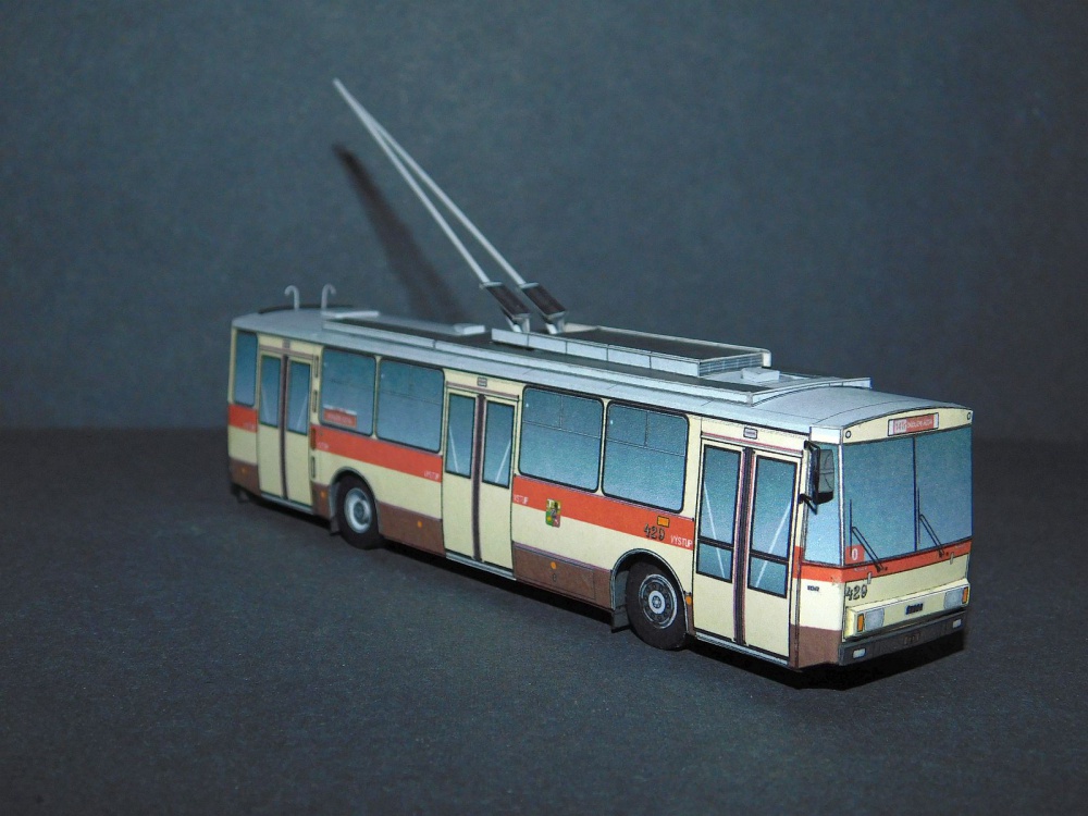 minimodely (nejen) 1:100 (Plná velikost v novém okně) minimodely (nejen) 1:100