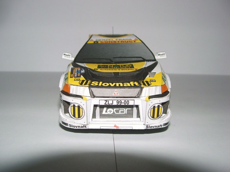Mitsubishi Carisma GT Evolution V (Plná velikost v novém okně) Mitsubishi Carisma GT Evolution V