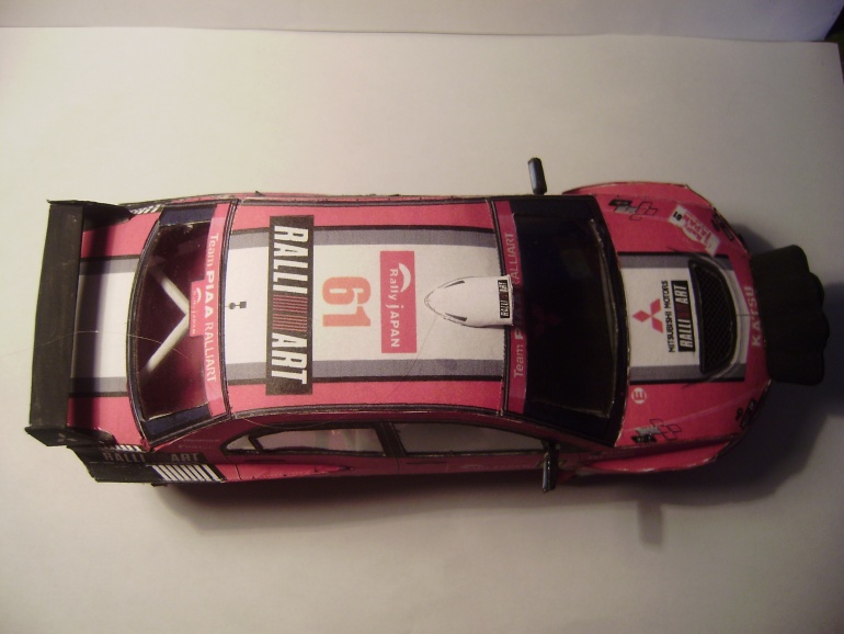 Mitsubishi Lancer Evo 9 (Plná velikost v novém okně) Mitsubishi Lancer Evo 9