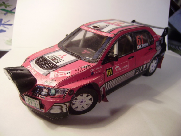 Mitsubishi Lancer Evo 9 (Plná velikost v novém okně) Mitsubishi Lancer Evo 9