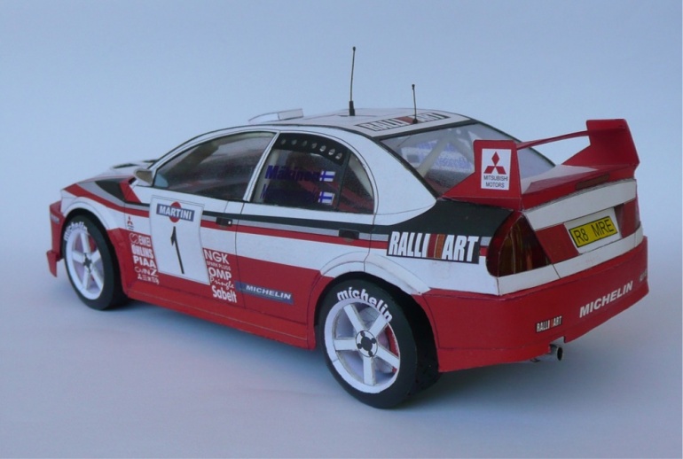 Mitsubishi Lancer EVO V (Plná velikost v novém okně) Mitsubishi Lancer EVO V