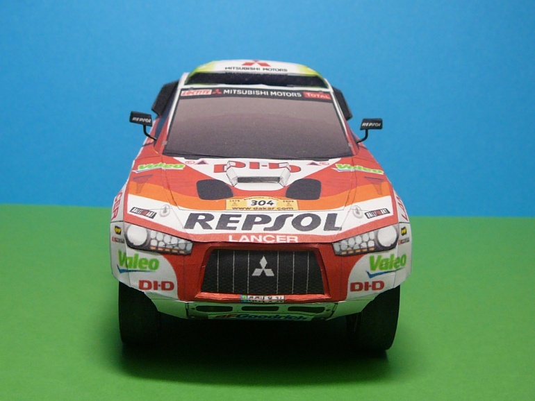Mitsubishi Racing Lancer MRX09 Dakar 2009 (Plná velikost v novém okně) Mitsubishi Racing Lancer MRX09 Dakar 2009