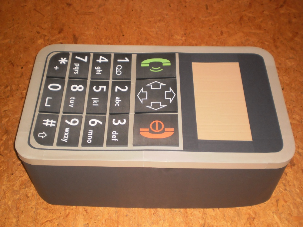 Mobilní telefon (Plná velikost v novém okně) Mobilní telefon