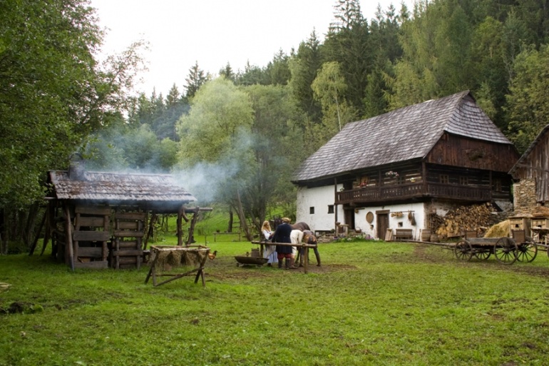 Mochovský mlýn (Plná velikost v novém okně) Mochovský mlýn