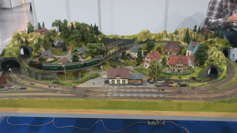 MODEL HOBBY 2013