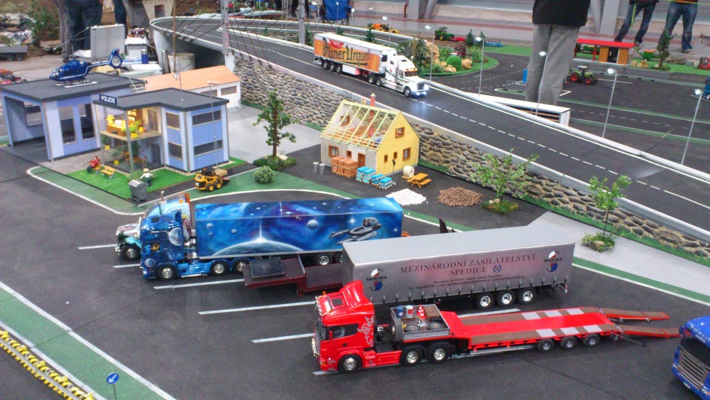 MODEL HOBBY 2013