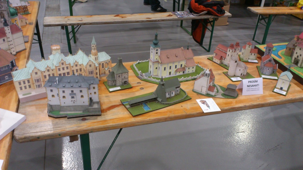 MODEL HOBBY 2013