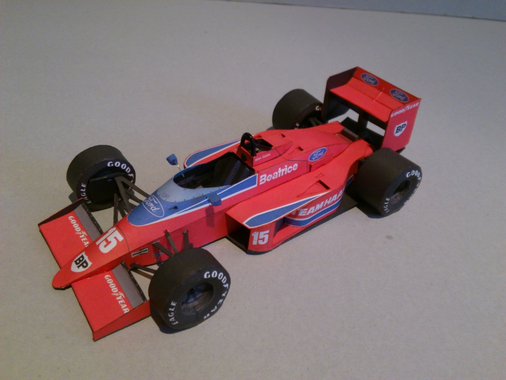 Modely F1 (Plná velikost v novém okně) Modely F1